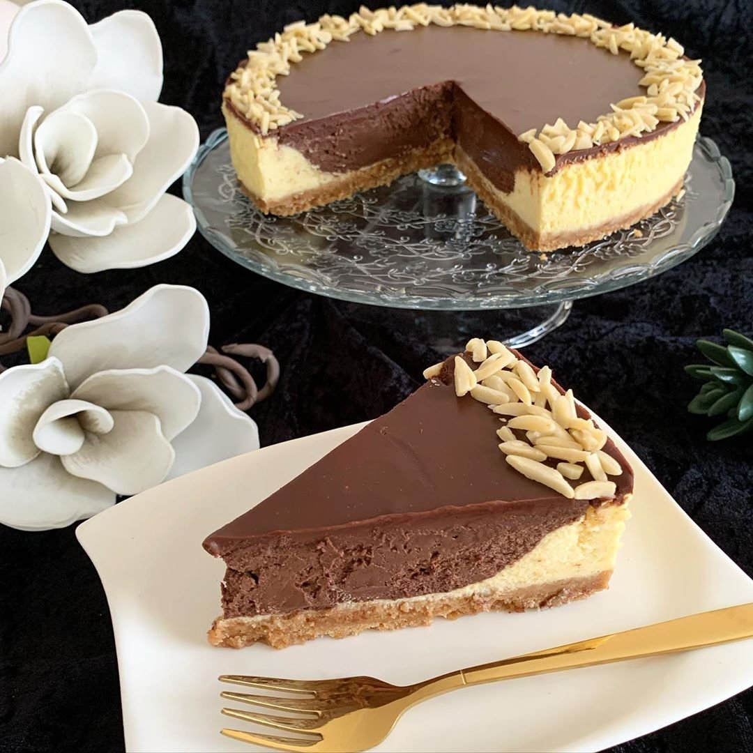 İKİ RENKLİ CHEESECAKE